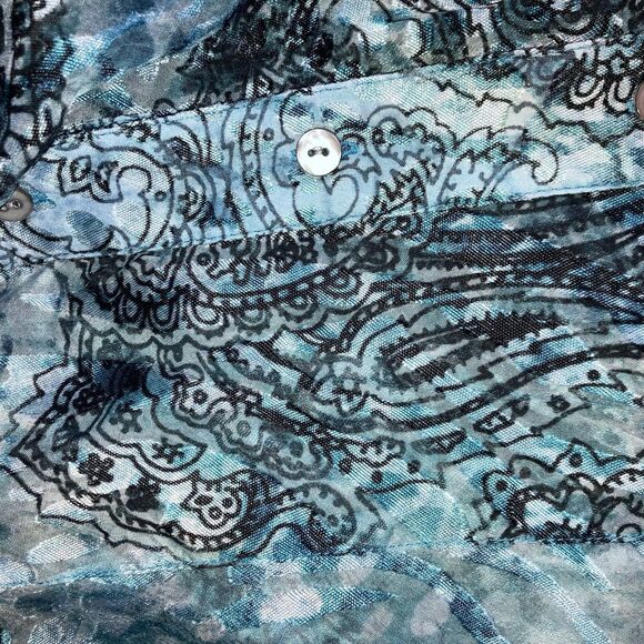 CHICO'S sz M sz 1 Blue Burn Out Crush Velvet Tab Sleeve Button Tunic Blouse - Picture 6 of 6